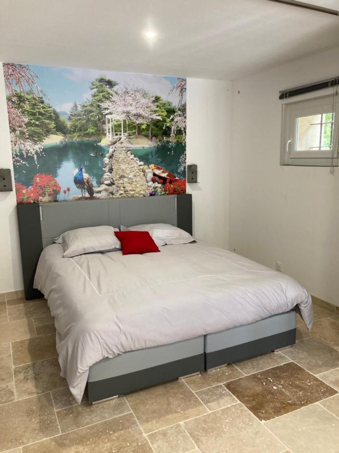 Le Studio D Aurelie Avec Spa Ete En Pleine Campagne Et Proche De Toute Commodite Roquemaure  Exteriör bild